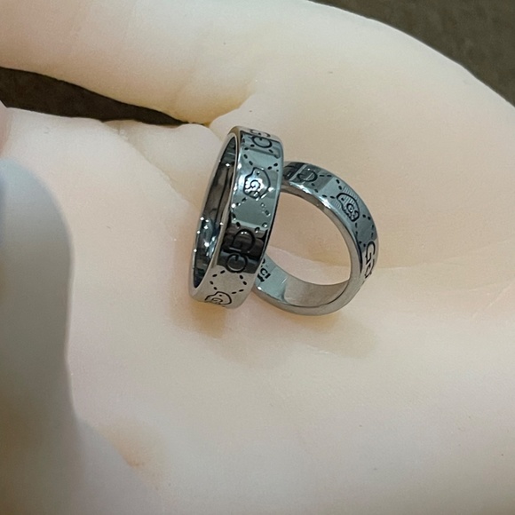 Couples promise ring engagement ring Gift set, luxury wedding ring set for two - Picture 4 of 7